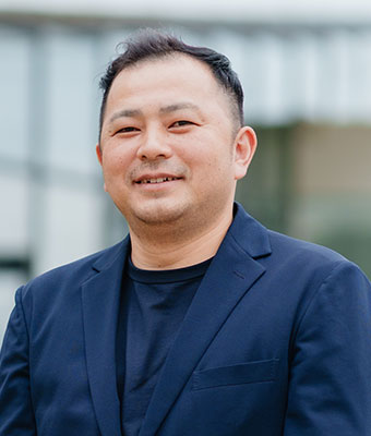 広報副委員長　小関 幸一